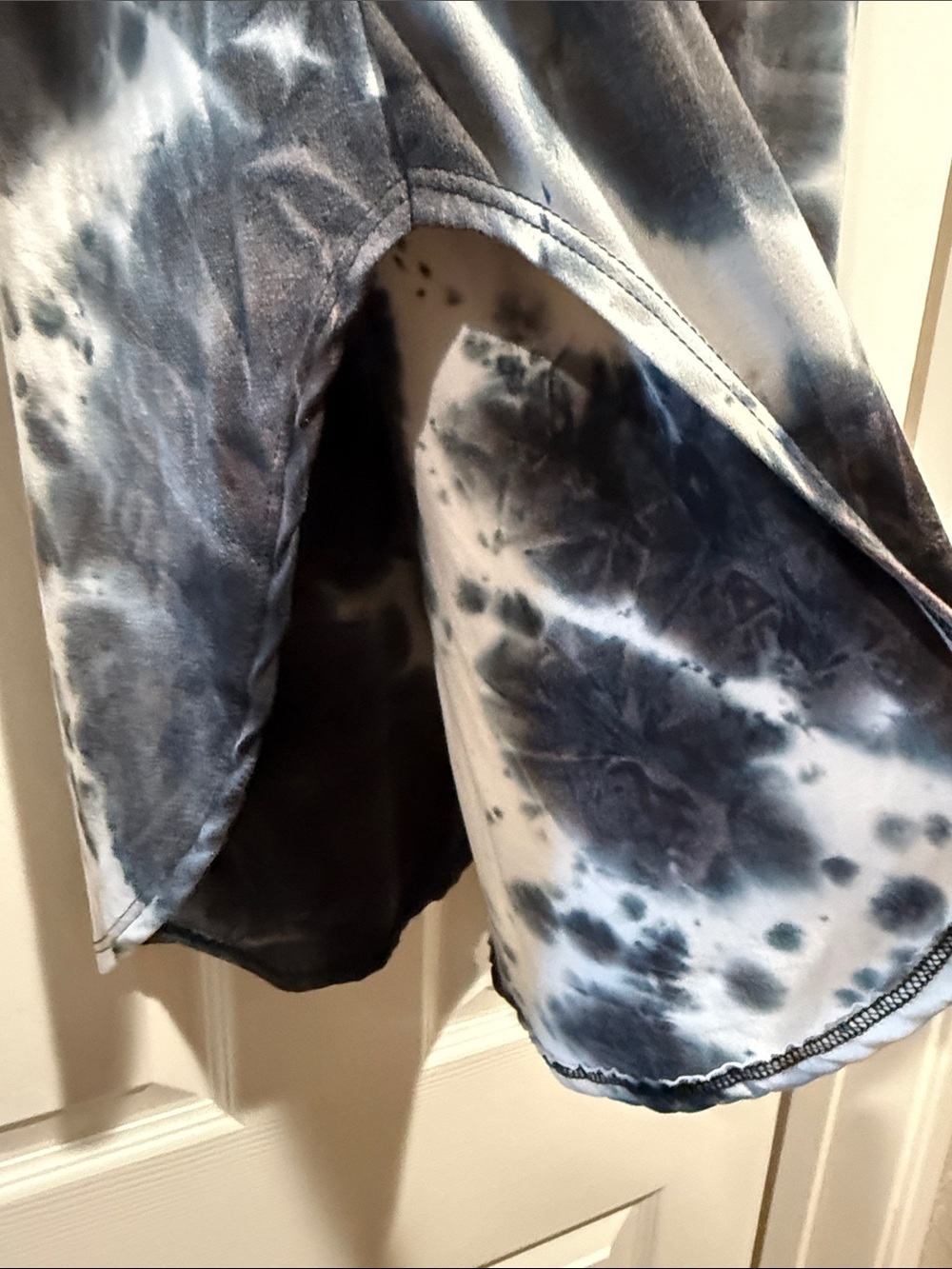 Sozy - Women’s Tie-Dye Drawstring Skirt - Black & White and a bit of Blue - Picture 5 of 5